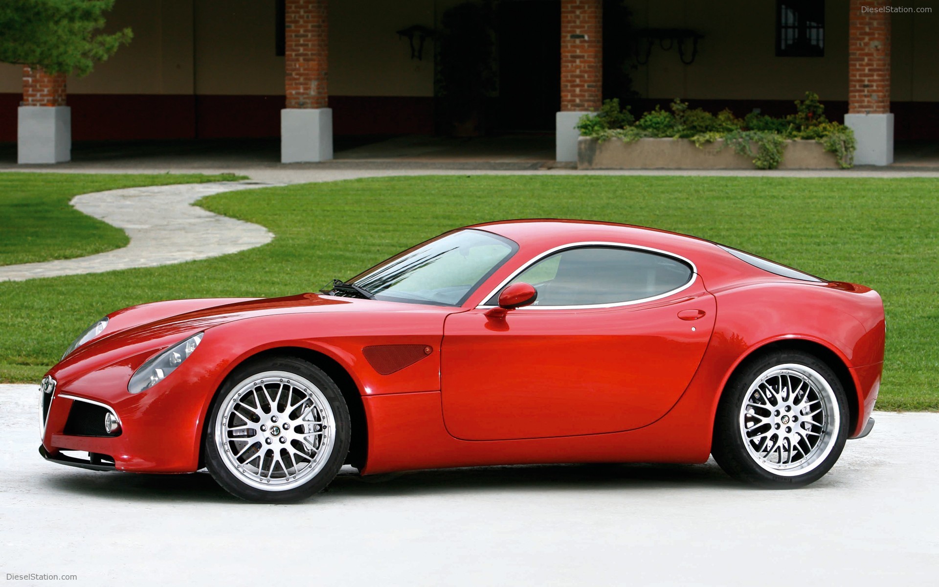 Alfa Romeo 8C Competizione
